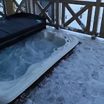 Zymbiansko 2 Z Jacuzzi * Zab