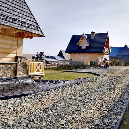 Zymbiansko 2 Z Jacuzzi