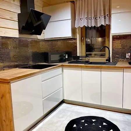Zymbiansko 2 Z Jacuzzi Zab