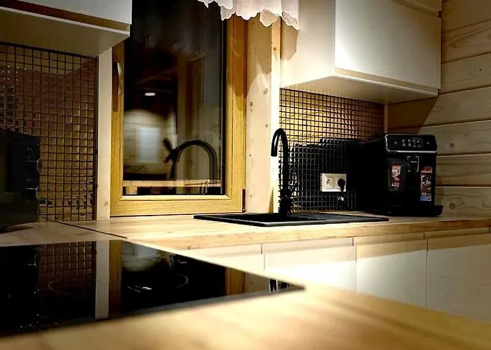 Zymbiansko 2 Z Jacuzzi Шале *