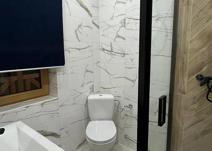 Zymbiansko 2 Z Jacuzzi Шале Зомб