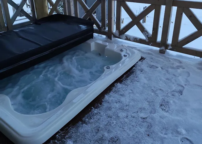 Zymbiansko 2 Z Jacuzzi * Зомб